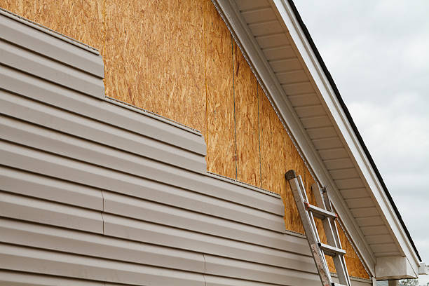 24/7 Emergency Vinyl Siding experts in Robinson, IL